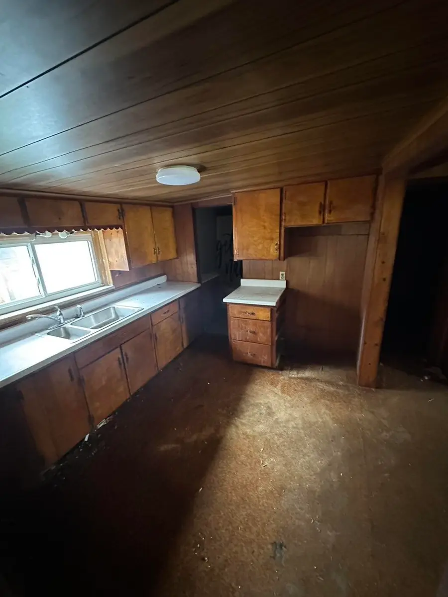 7600 Dixon Road, Monroe, MI 48161 - Image #3