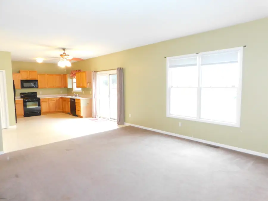 60909 Woodland Drive, Dowagiac, MI 49047 - Image #3