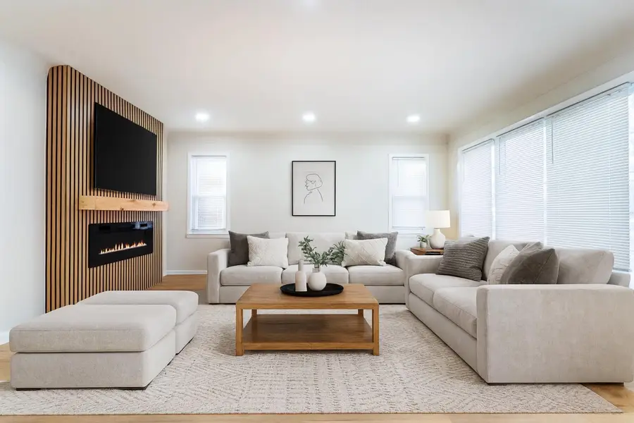 21618 Woodbridge Street, Saint Clair Shores, MI 48080 - Image #2