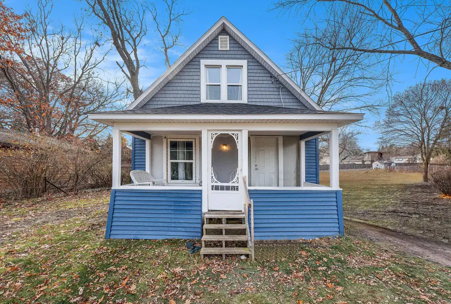 211 Marble Street, Cadillac, MI 49601 - Image #2