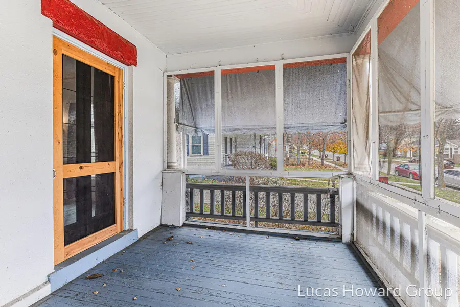 326 E Washington Street, Ionia, MI 48846 - Image #3