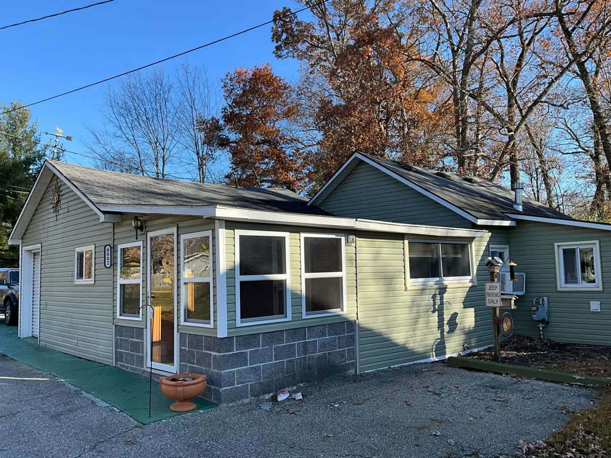 8802 66th Street Se, Alto, MI 49302 - Image #1