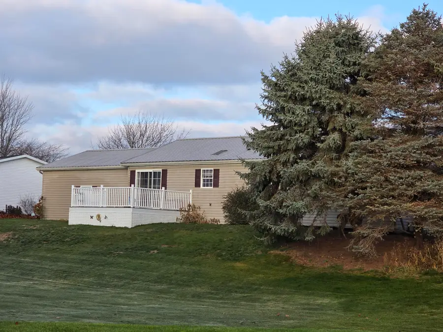 1302 Country View Lane, Fremont, MI 49412 - Image #2