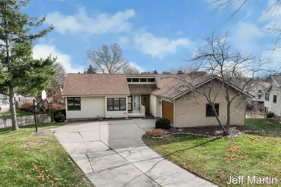4470 Wintergreen Drive Se, Grand Rapids, MI 49512 - Image #2