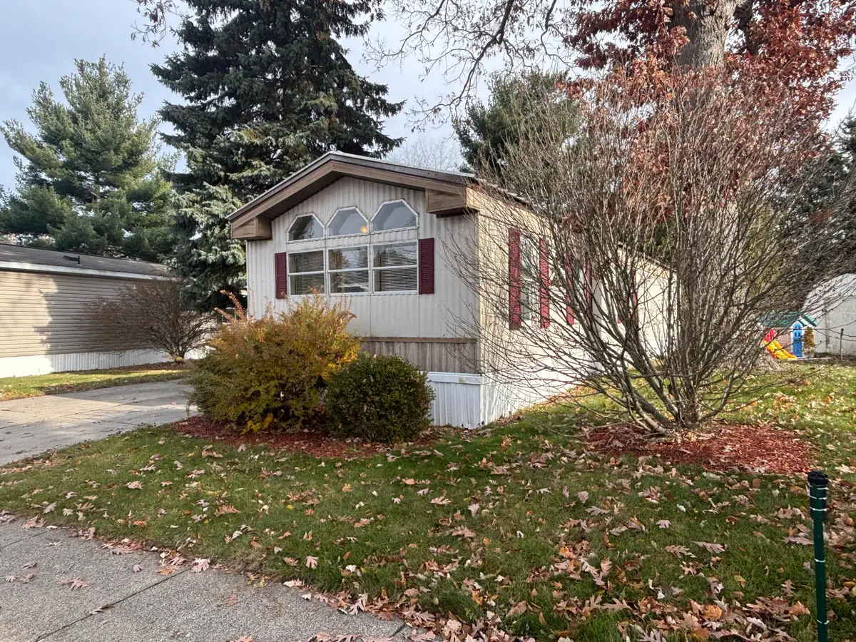 11510 Boyne Boulevard, Allendale, MI 49401 - Image #1