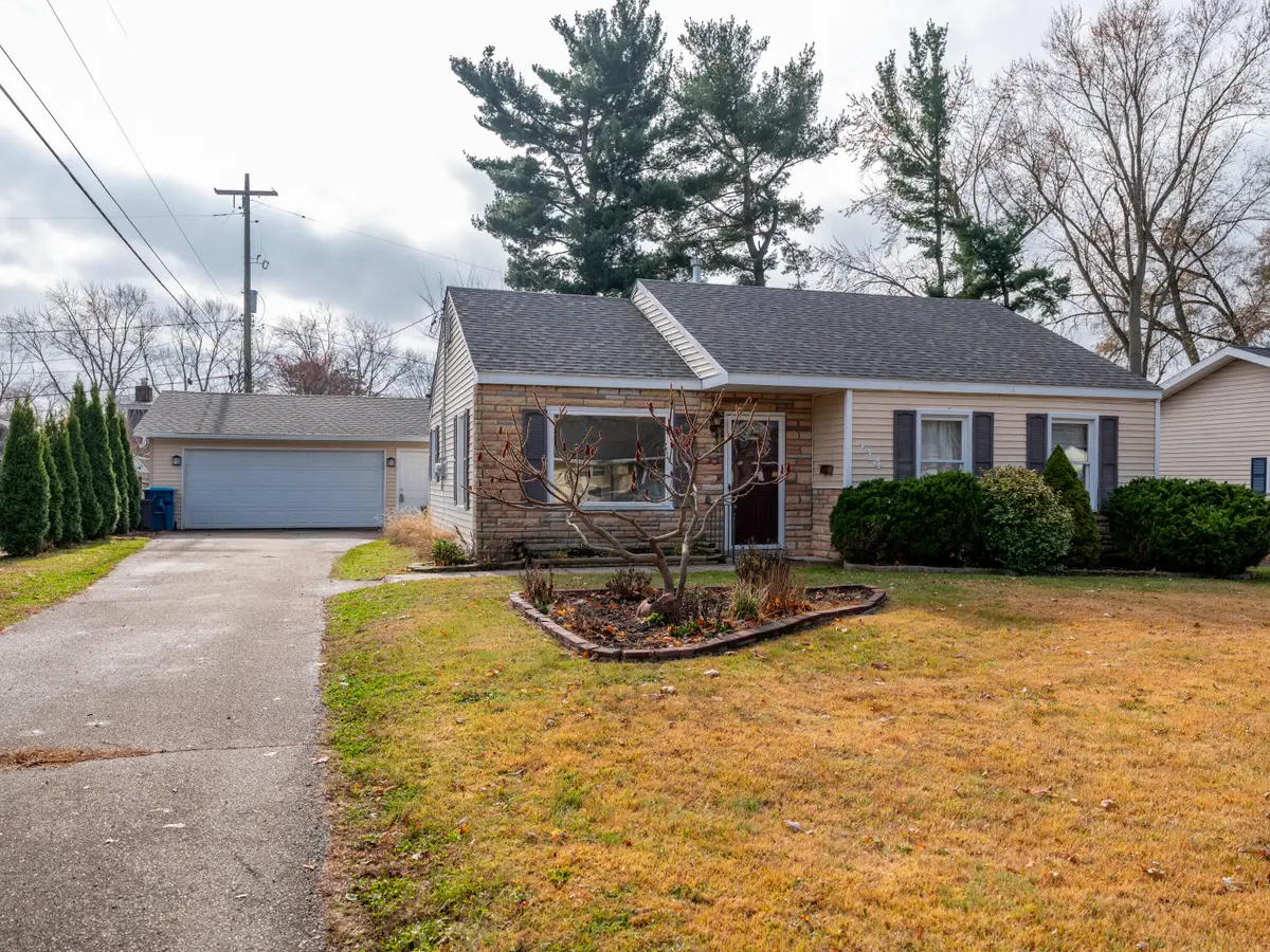 214 Southfield Drive, Battle Creek, MI 49015 - Image #1