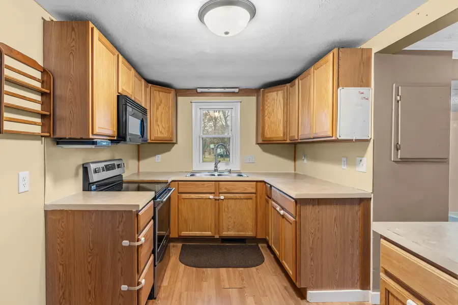 1487 S Brooks Road, Muskegon, MI 49442 - Image #3