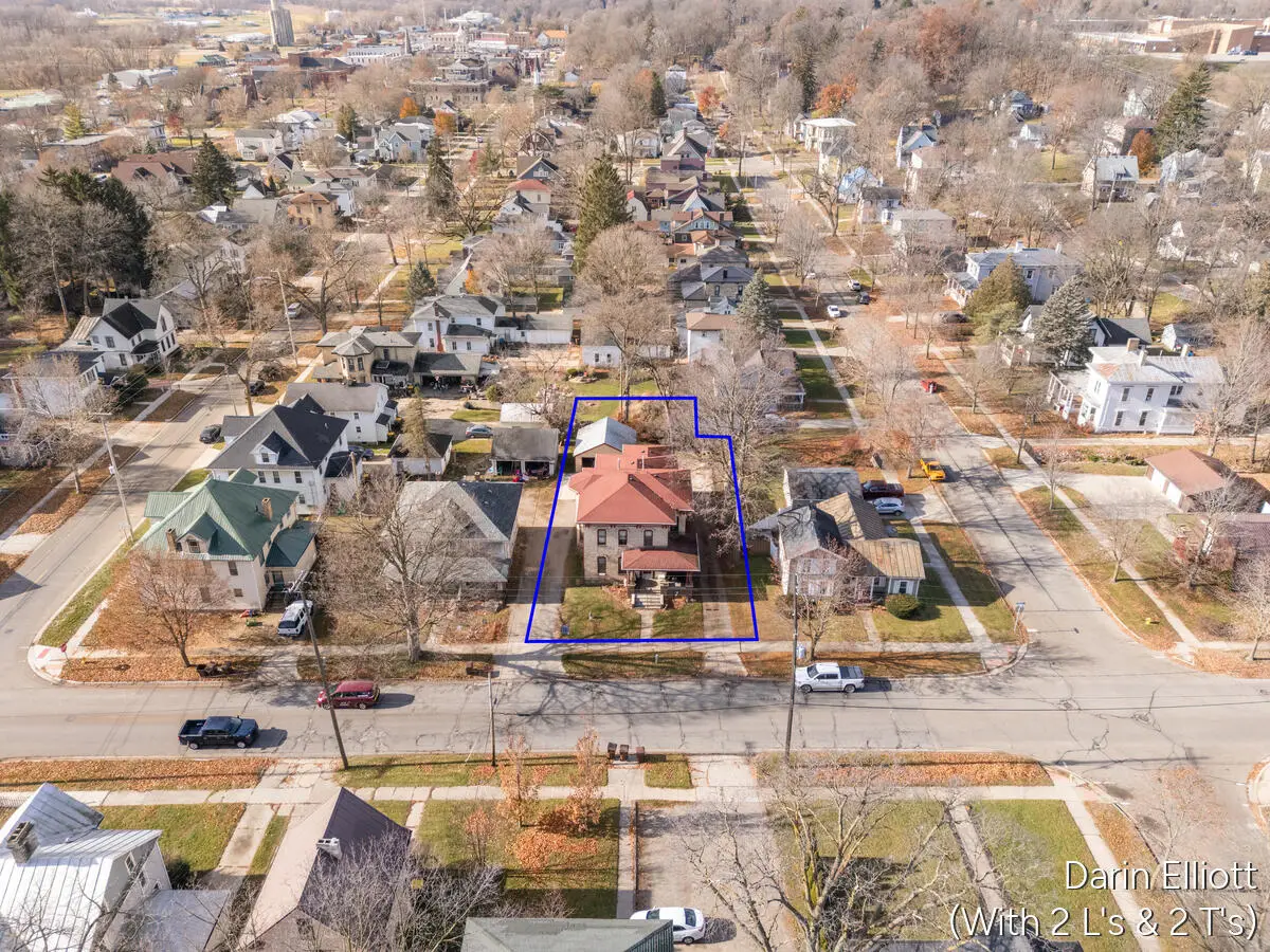 215 N Jackson Street, Ionia, MI 48846 - Image #1