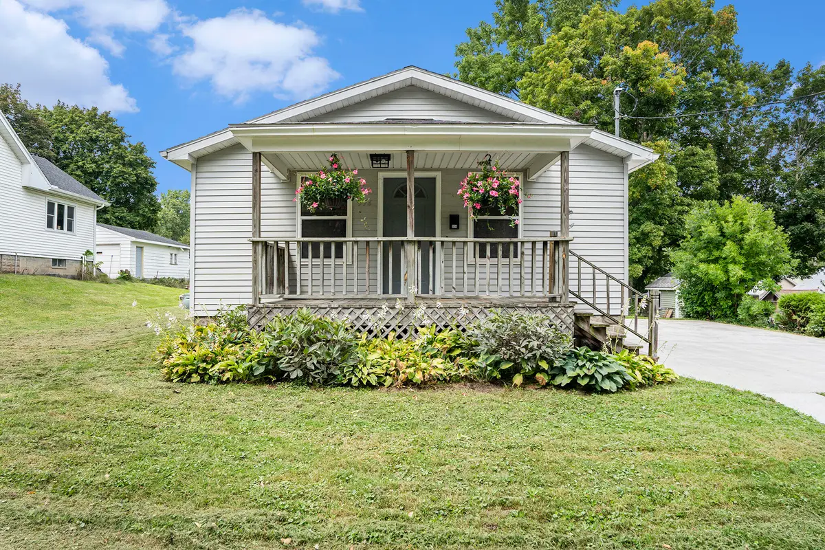 916 Yeomans Street, Ionia, MI 48846 - Image #1