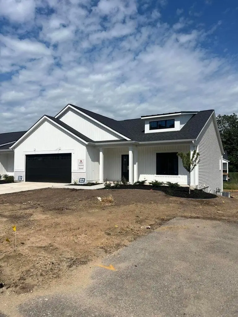 6704 Sheldon Crossing Drive #45, Hudsonville, MI 49426 - Image #1