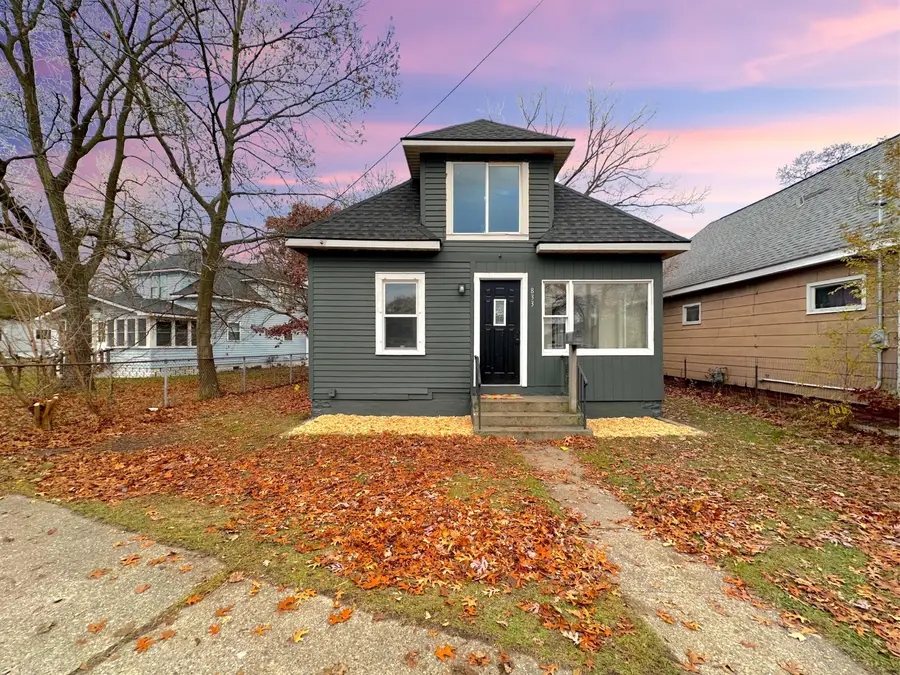833 Evanston Avenue, Muskegon, MI 49442 - Image #2