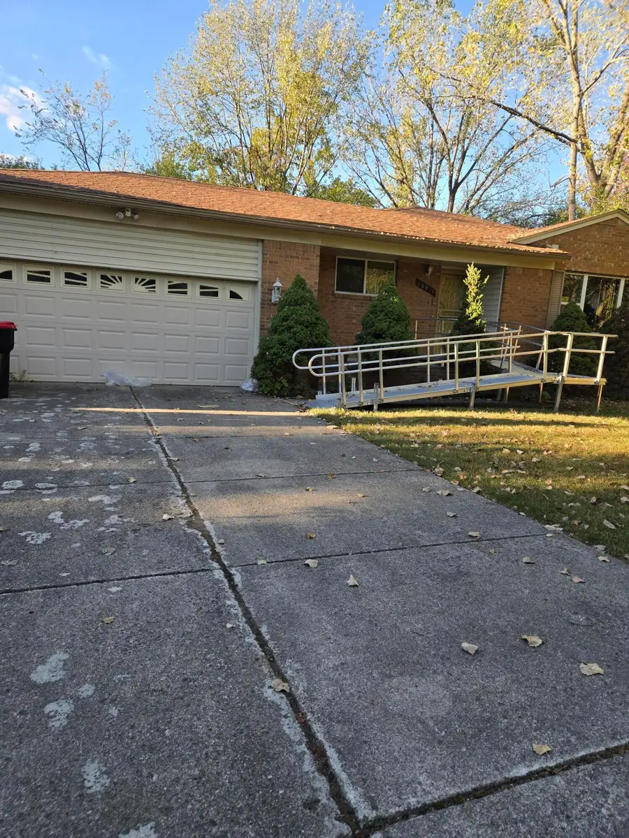 26845 Greenleigh Court, Southfield, MI 48076 - Image #2