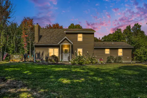 4529 S Hilton Park Road, Fruitport, MI 49415