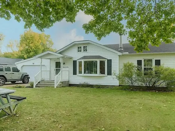 1806 Pleasant Drive, Portage, MI 49002