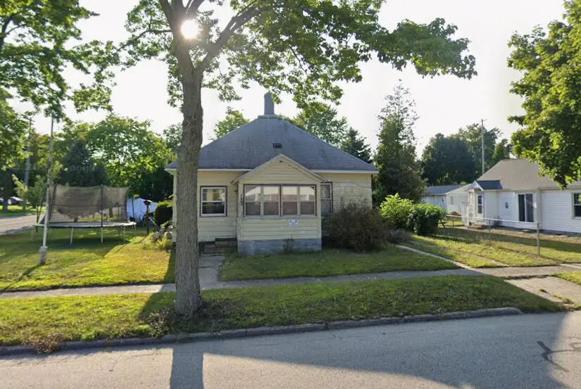 311 N Lavinia Street, Ludington, MI 49431 - Image #1