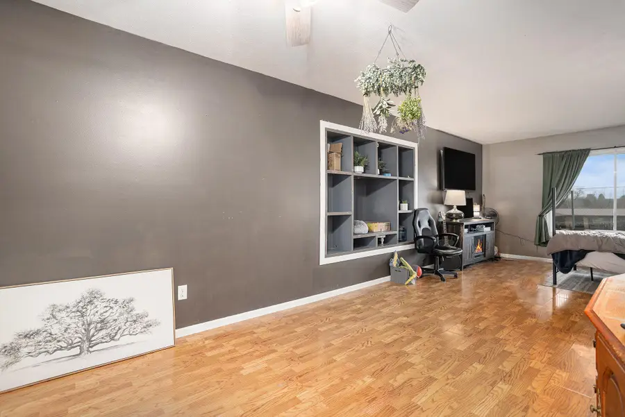 897 N Washington Avenue N, Battle Creek, MI 49037 - Image #3