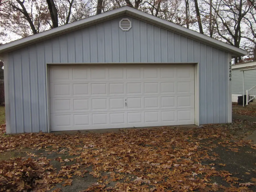 52484 N Point Drive, Mattawan, MI 49071 - Image #2
