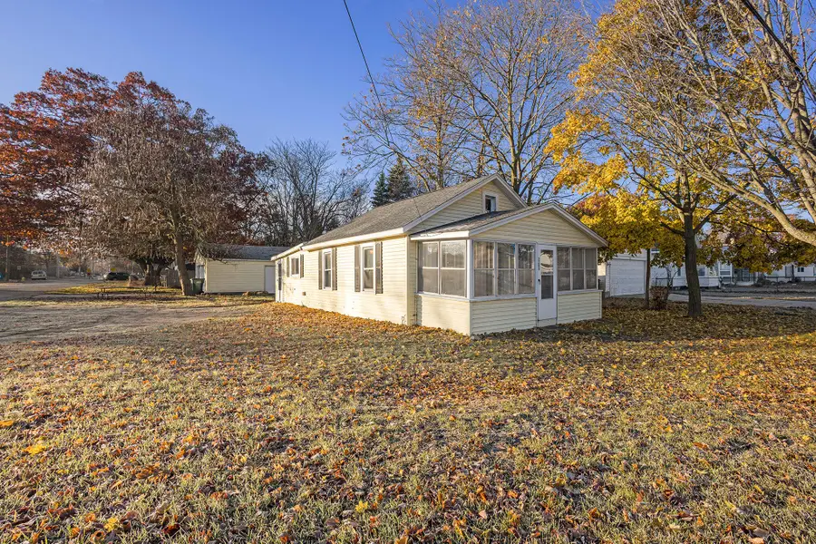 2209 Hughes Avenue, Norton Shores, MI 49441 - Image #2