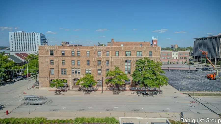 297 W Clay Avenue #411, Muskegon, MI 49440 - Image #3