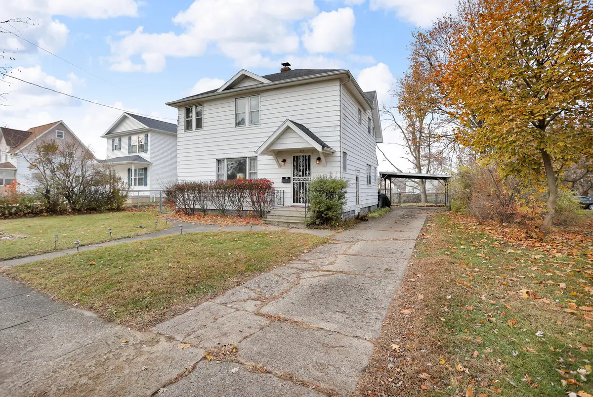 712 N Waterloo Avenue, Jackson, MI 49202 - Image #1