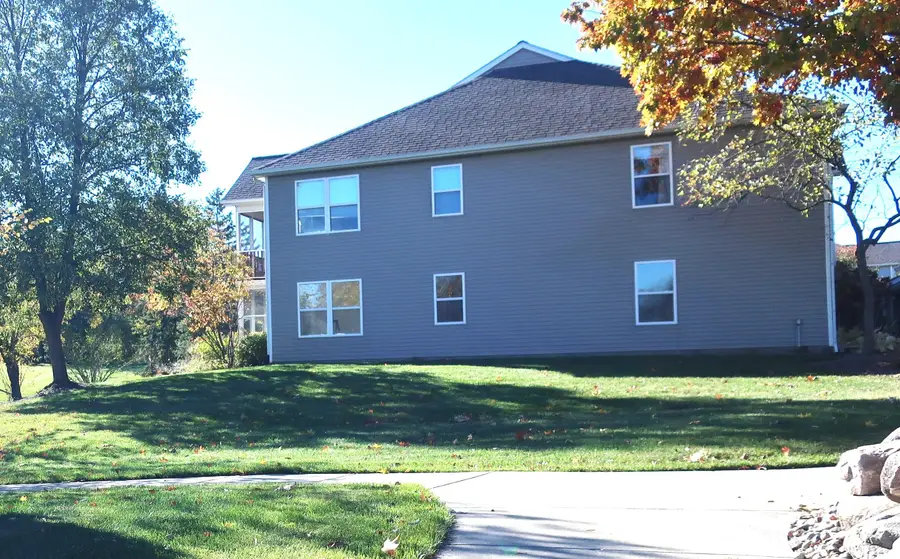 1631 Weatherstone Drive, Ann Arbor, MI 48108 - Image #3