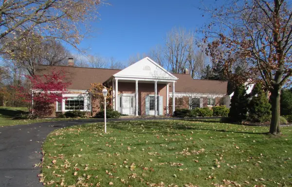 1852 N Walmont Drive, Jackson, MI 49203