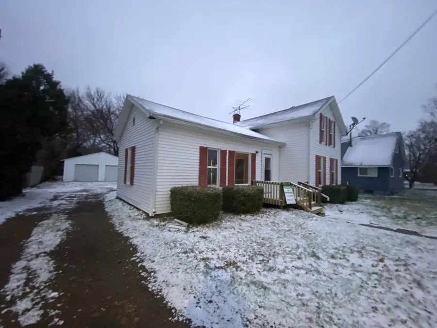 217 Cedar Street, Paw Paw, MI 49079 - Image #2