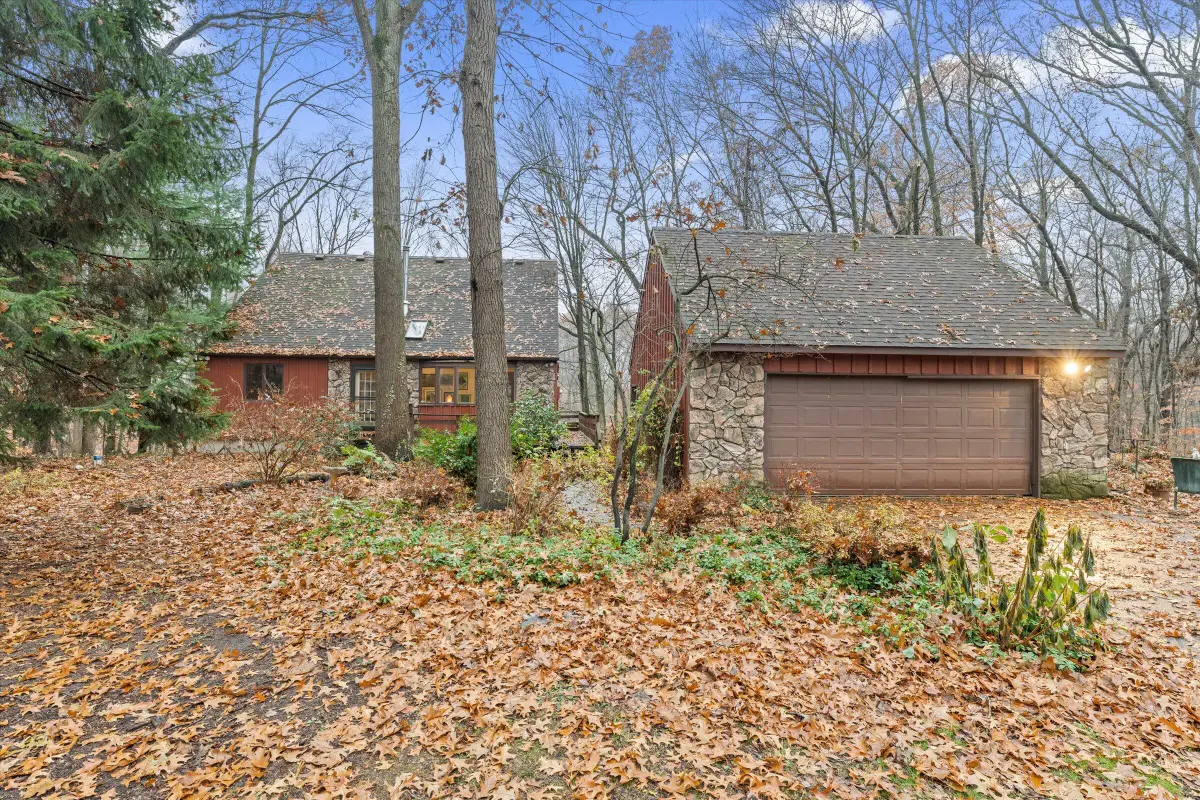 8032 Chapel Road, Niles, MI 49120 - Image #1