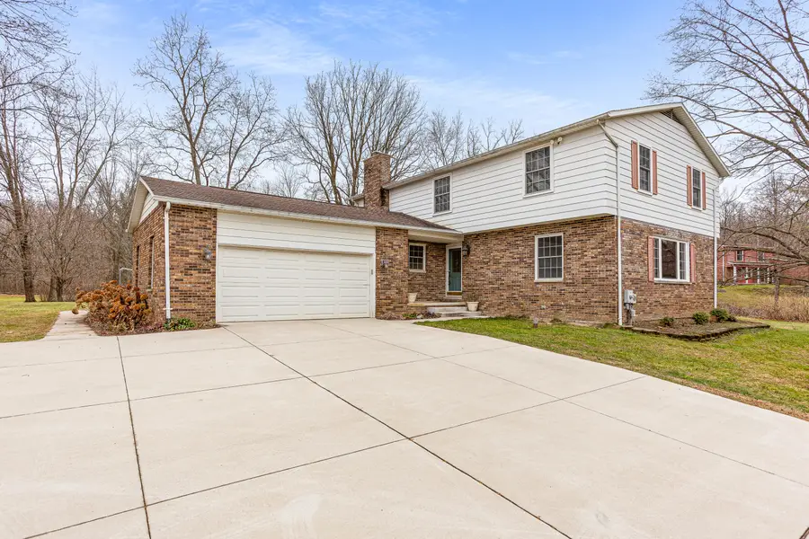 21850 Natasha Lane, South Lyon, MI 48178 - Image #2