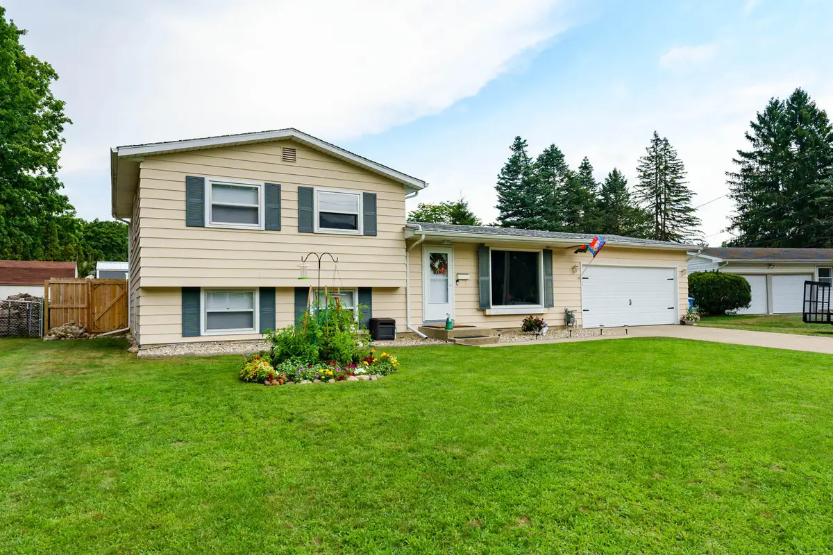 767 Cambridge Drive, Battle Creek, MI 49015 - Image #1