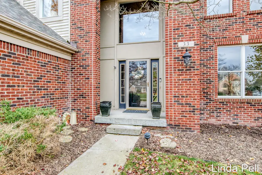 33 Fox Point Court Ne, Ada, MI 49301 - Image #3