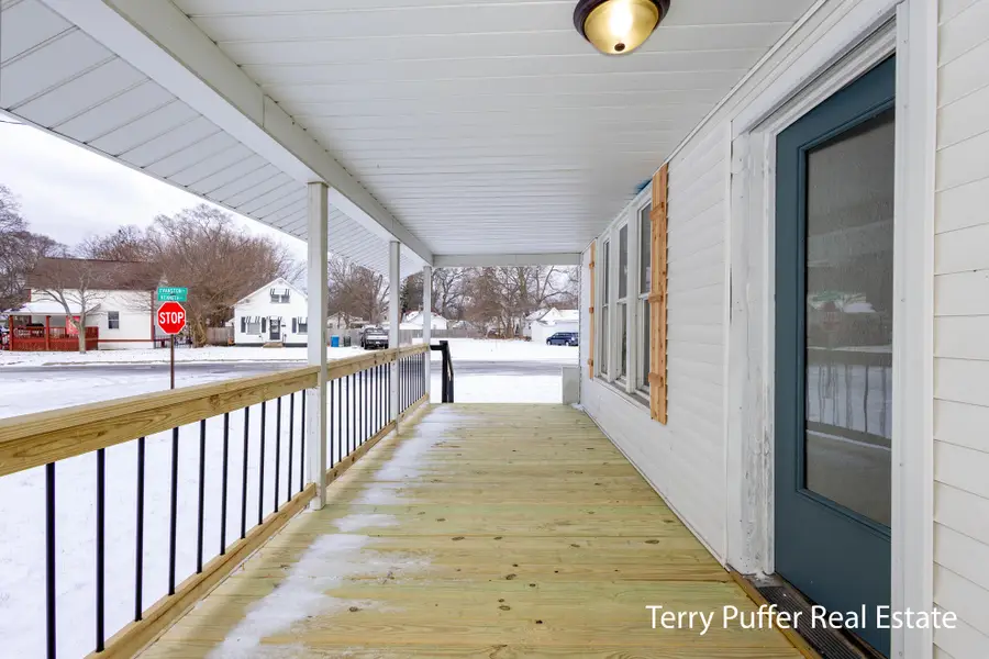 643 Evanston Avenue, Muskegon, MI 49442 - Image #2