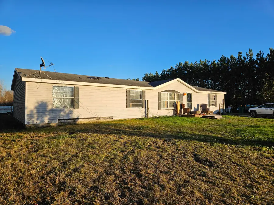 9156 50th Avenue, Evart, MI 49631 - Image #2