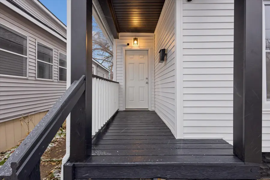 1221 Quarry Avenue Nw, Grand Rapids, MI 49504 - Image #3