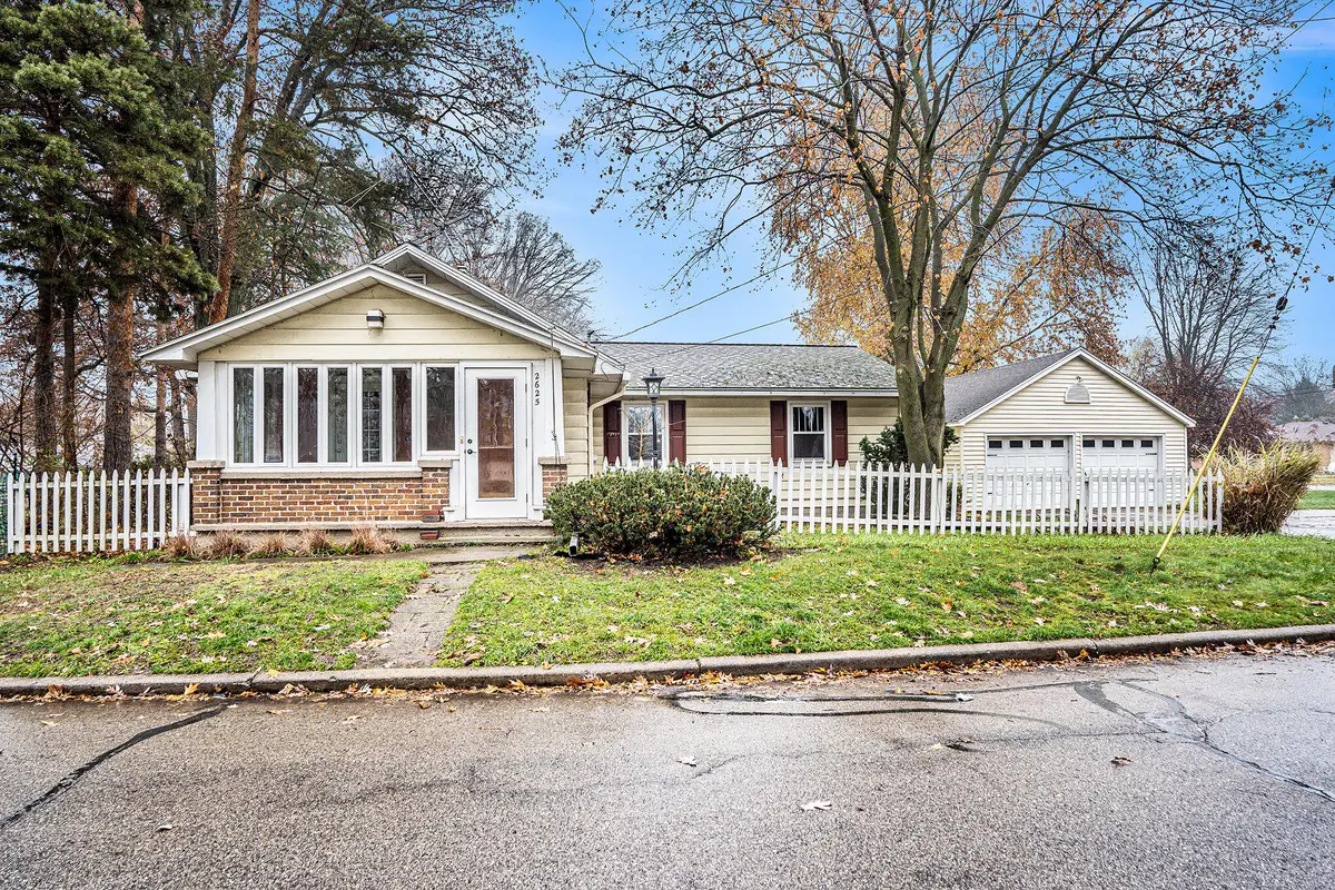 2625 7th Street Nw, Grand Rapids, MI 49504 - Image #1