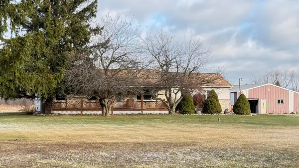 8488 Beard Road, Avoca, MI 48006
