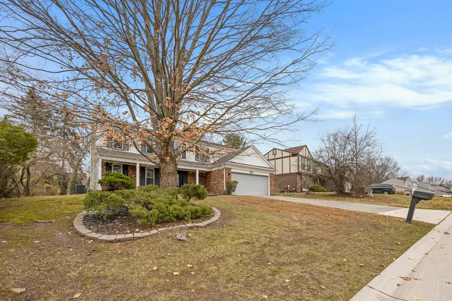 408 Arlington Drive, Rochester Hills, MI 48307 - Image #2