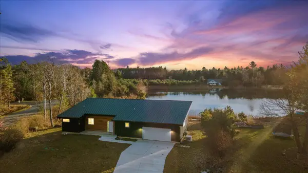 6532 Kilkenny Drive, Canadian Lakes, MI 49346