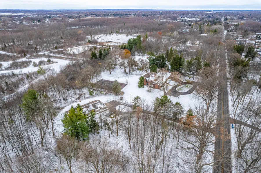 3926 Lake Drive Se, Grand Rapids, MI 49546 - Image #3