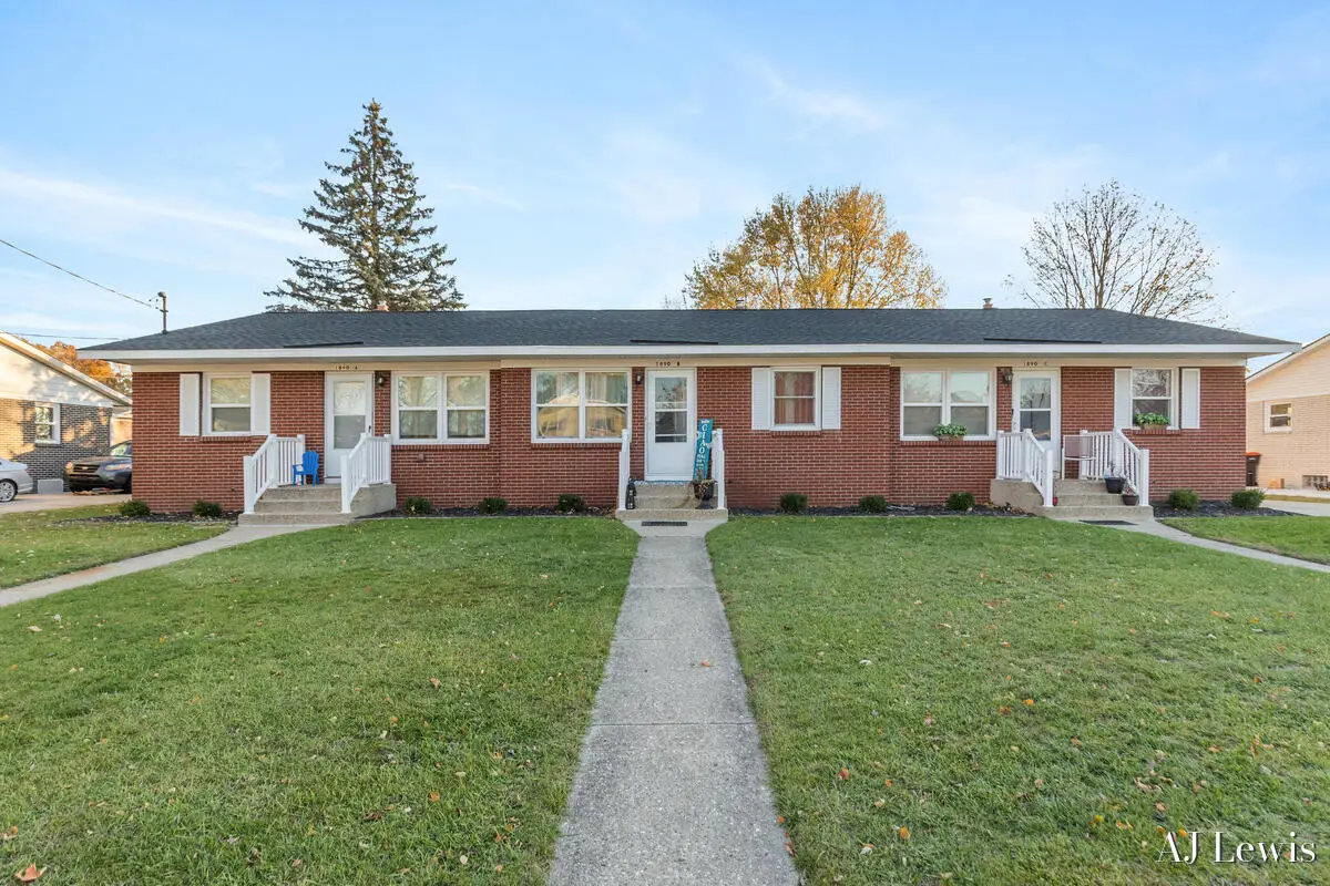 1890 30th Street Sw, Wyoming, MI 49519 - Image #1