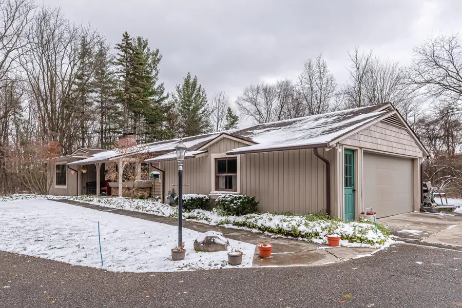 3926 Lake Drive Se, Grand Rapids, MI 49546 - Image #2