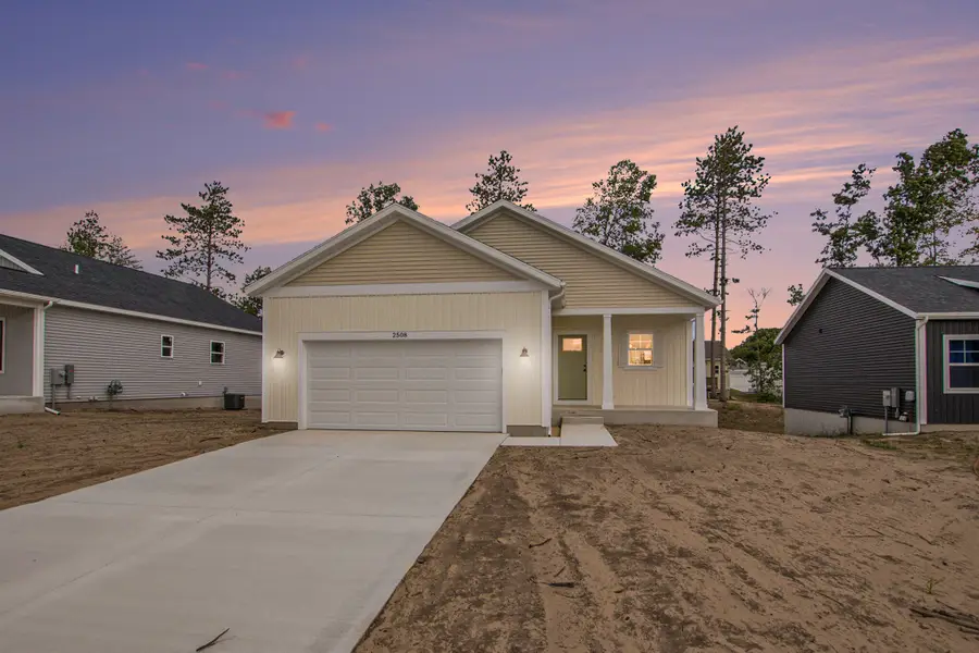2508 Gray Wolf Way, Muskegon, MI 49444 - Image #2