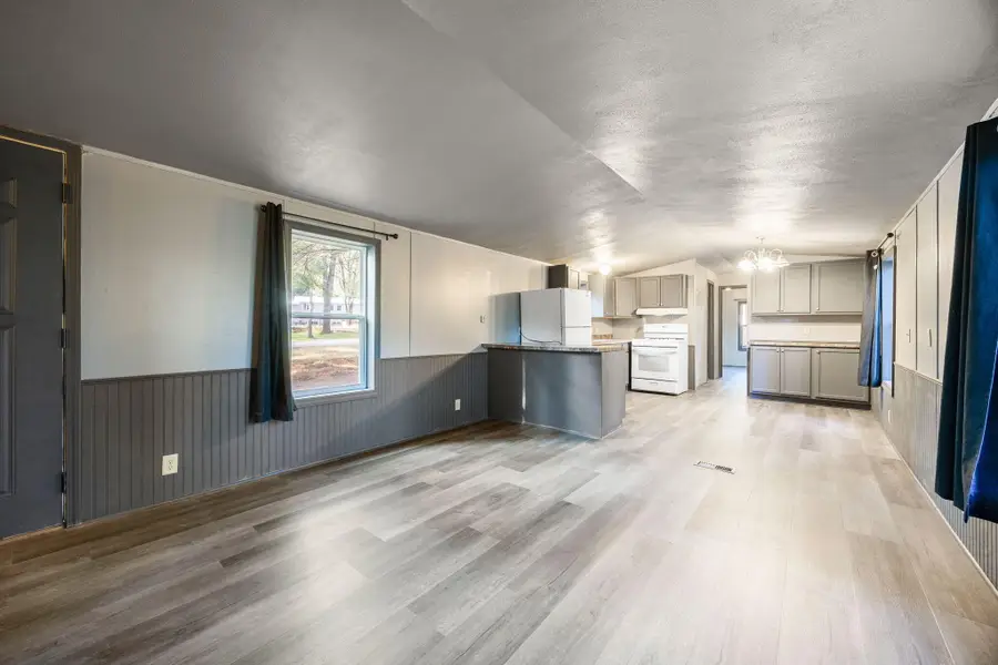 8401 Independence Avenue, Cadillac, MI 49601 - Image #3