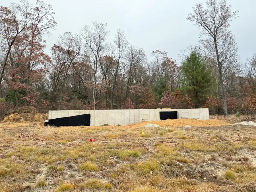 404 Sabine Drive #9, Muskegon, MI 49442 - Image #2