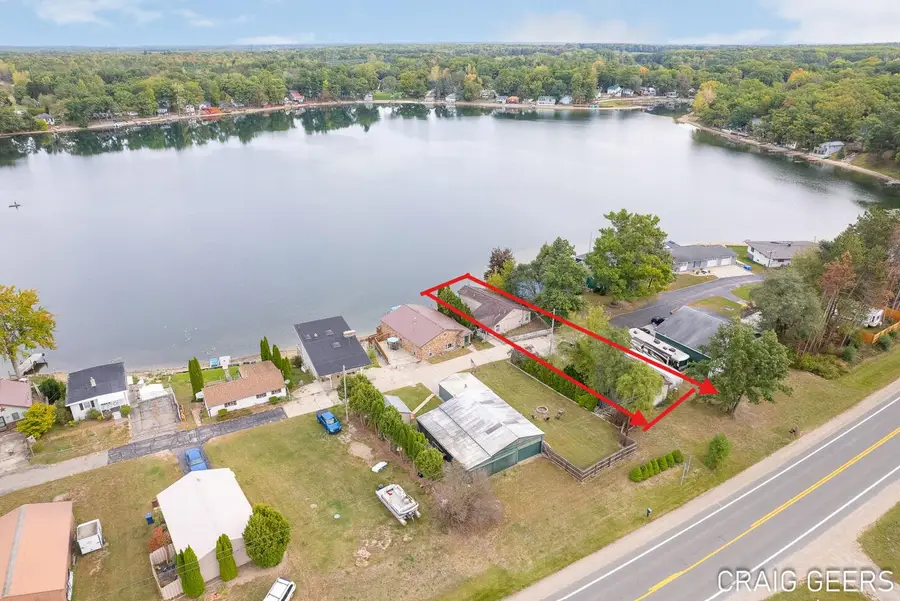 435 S Rock Lake Drive, Vestaburg, MI 48891 - Image #2