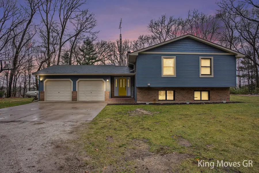 3001 E 82nd Street, Newaygo, MI 49337 - Image #2