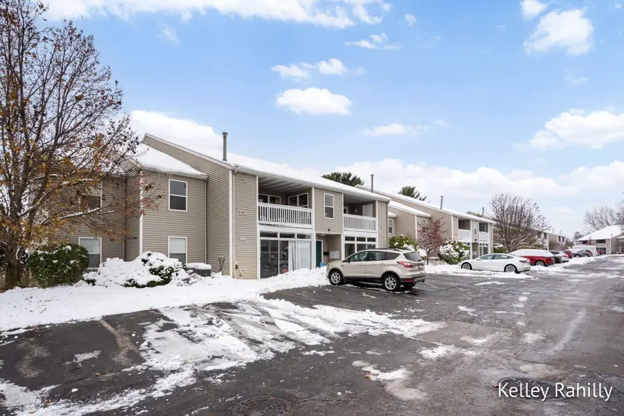 3151 Poplar Creek Drive Se #202, Grand Rapids, MI 49512 - Image #2