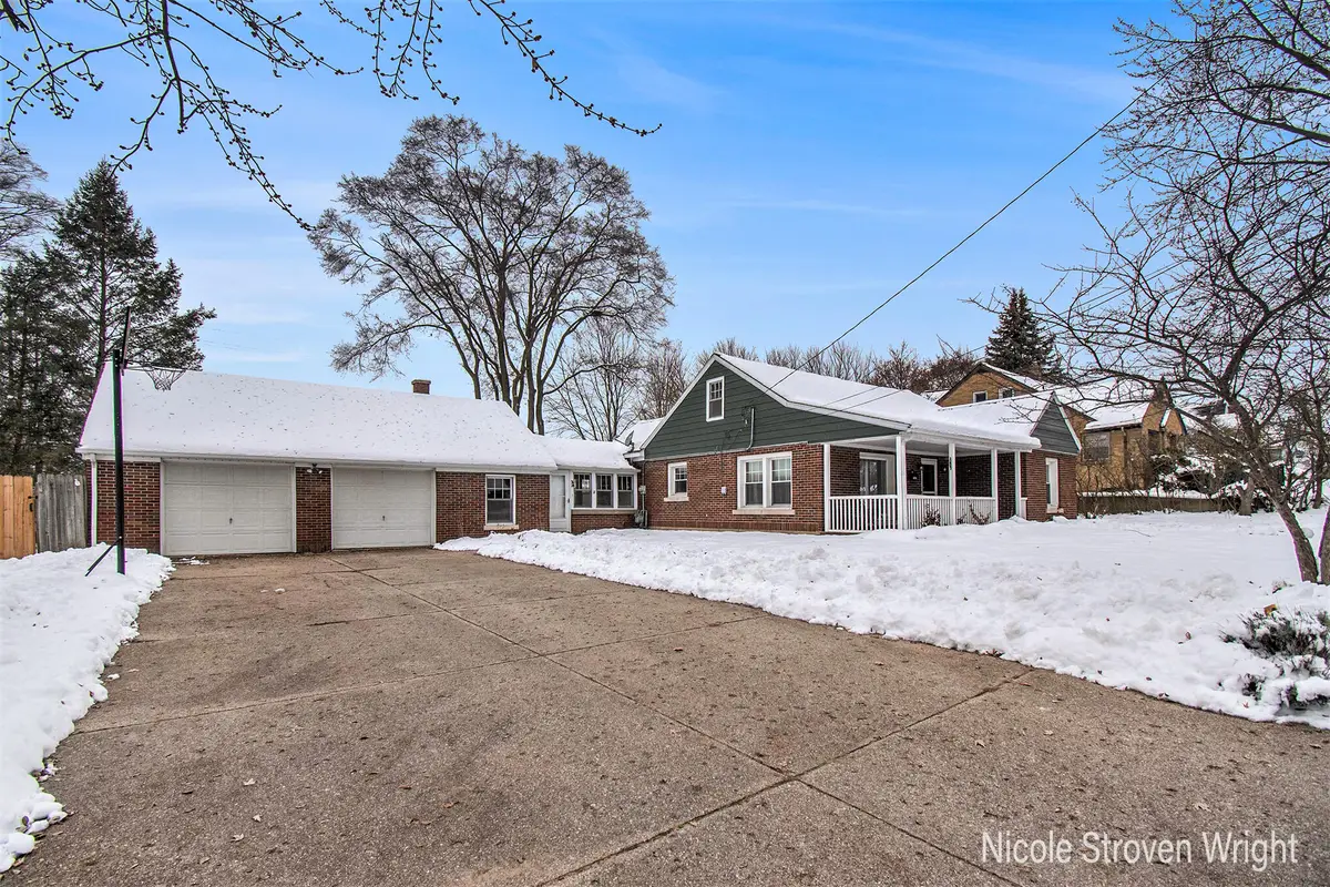 3347 Vermont Avenue Sw, Grandville, MI 49418 - Image #1