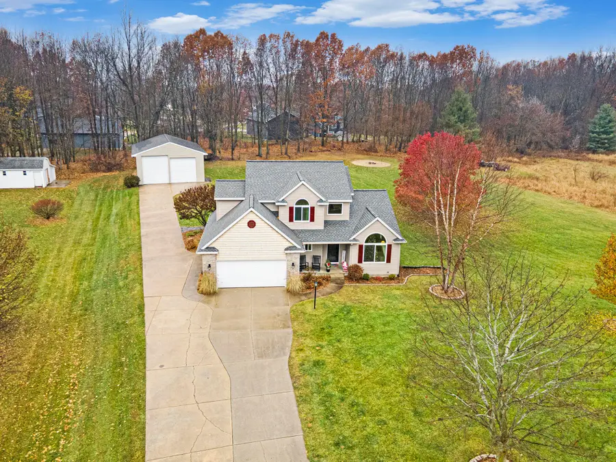 8331 Prairie View Lane Se, Alto, MI 49302 - Image #2