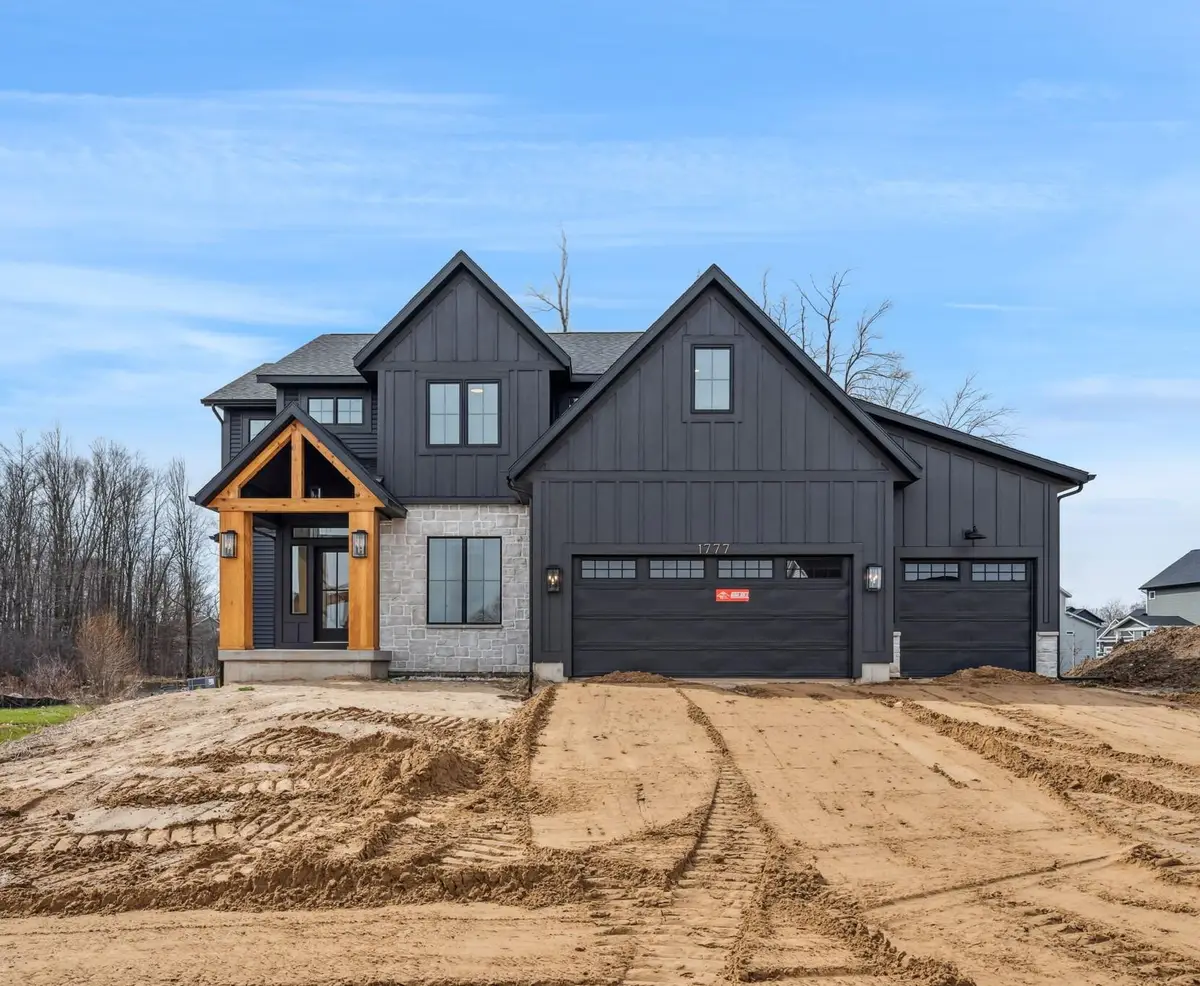 3435 Fulton Street Ne, Grand Rapids, MI 49546 - Image #1